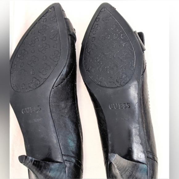 Guess By Marciano Black Pointed Toe Heels with Buckle - Picture 8 of 14